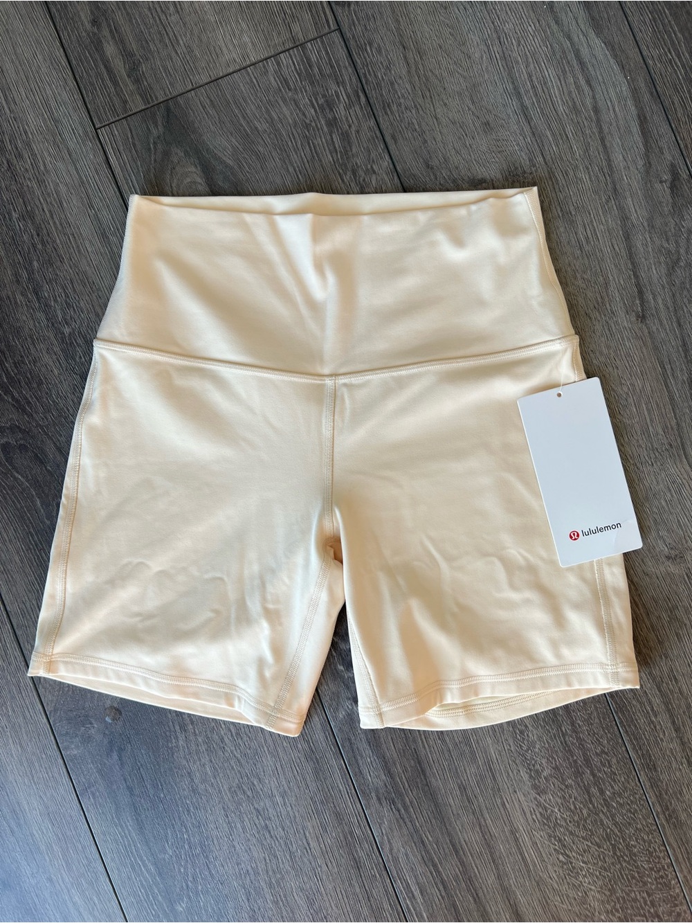 Lululemon Align Buttercream High Rise Shorts 6inch Women’s Size 8 NEW with tags - Picture 3 of 8